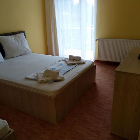 Hotel Casa Crina Băile 1 Mai Zewnętrze zdjęcie
